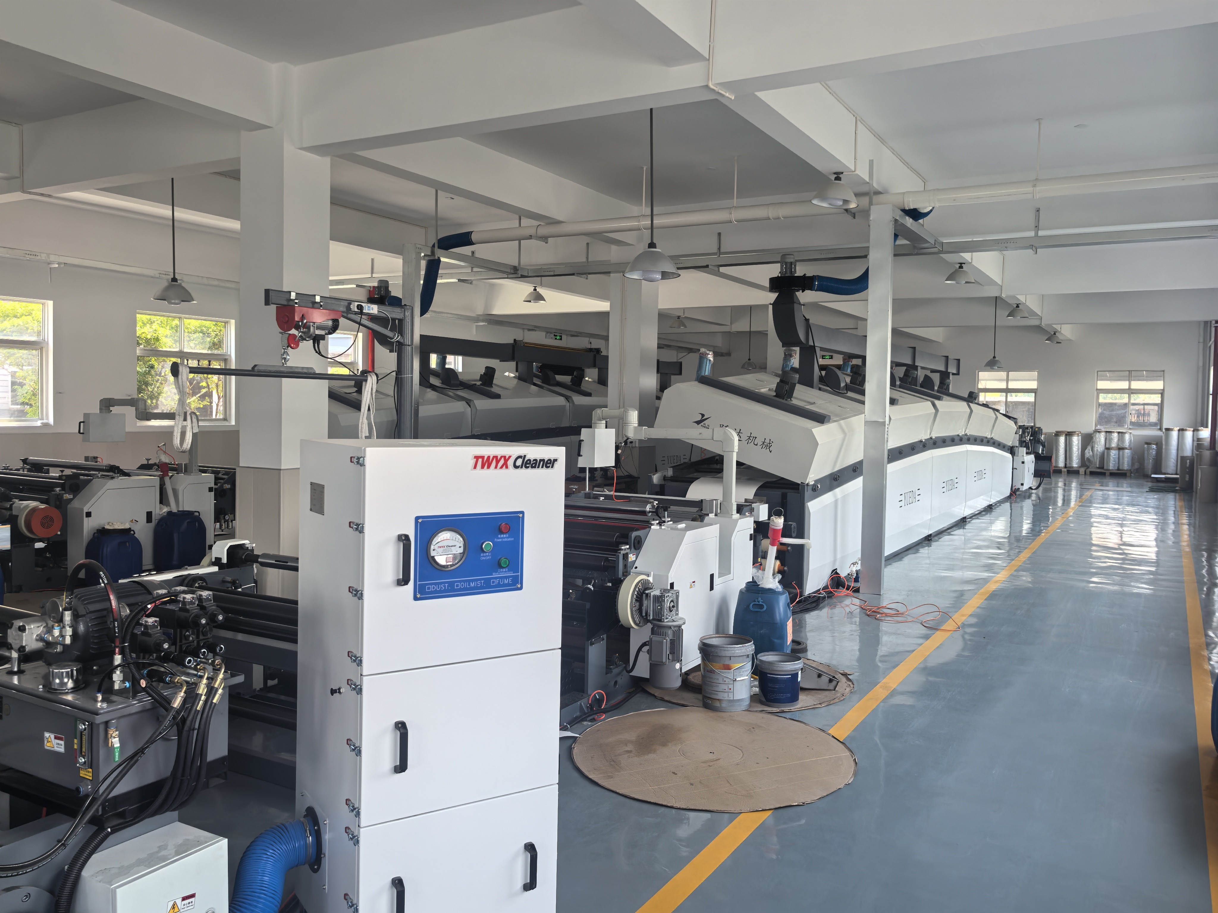 Salon Paper food packaging manufacturing facility in Ningbo, China producing FDA and EU compliant food grade paper cups and containers